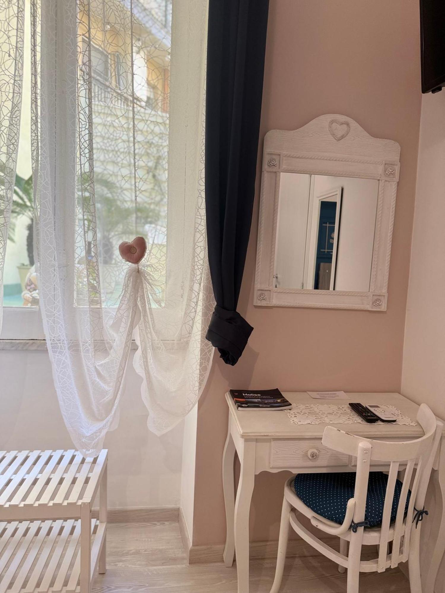 Hotel Le Stanze Del Centro Termoli Exteriér fotografie